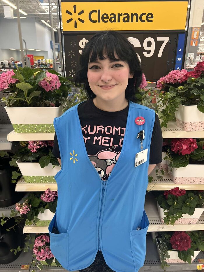 Walmart&rsquo;s &lsquo;Employee Of The Week&rsquo; Post Goes Viral With 51K Reactions As People Start Praising The Worker With Hilarious Made-Up Stories