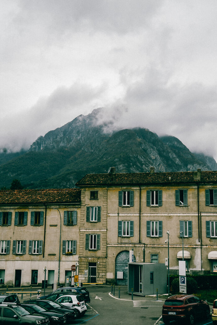 I Saw An Early Spring At Lake Como