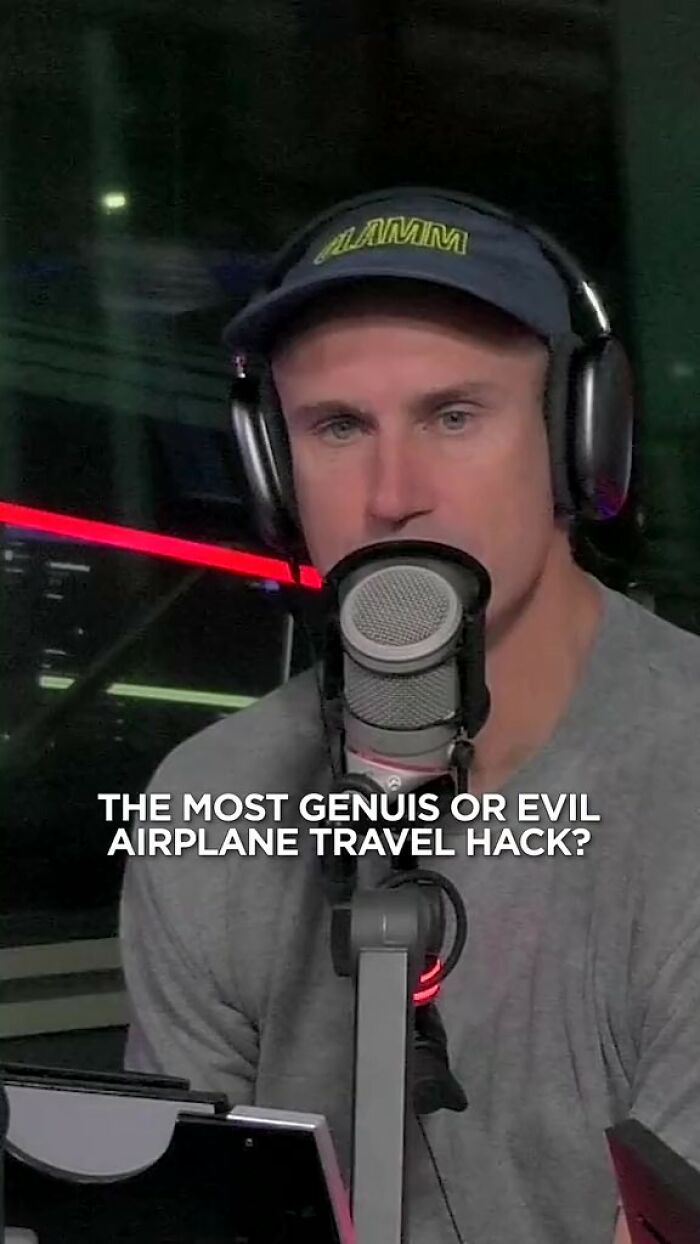 Plane Passenger Gets Tired Of Neighbors Invading Her Privacy By Reclining Their Seats, Starts Swiveling Air-Con Vents Right On Their Face