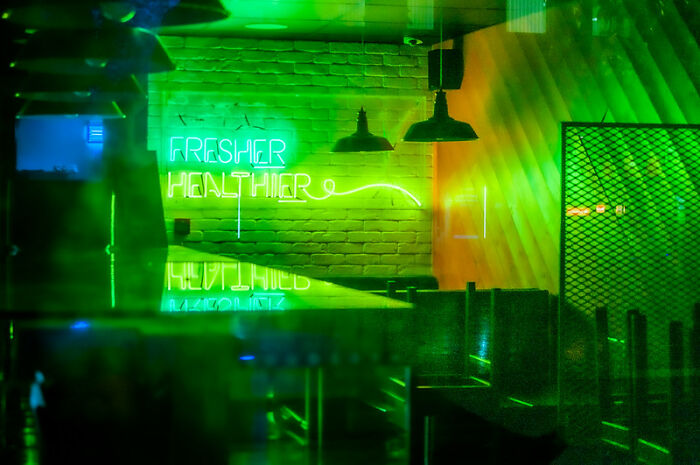 30 Red Flags To Keep An Eye On To Spot A Bad Restaurant, As Shared On This Online Group