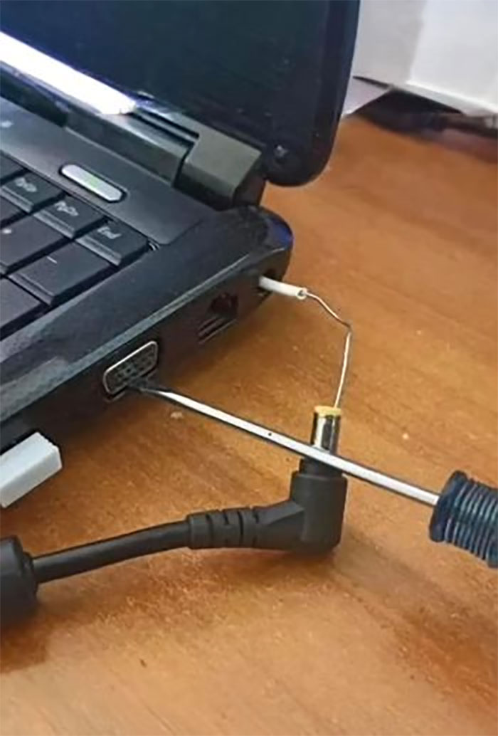 Random-Weird-Pictures-By-Things-In-Places