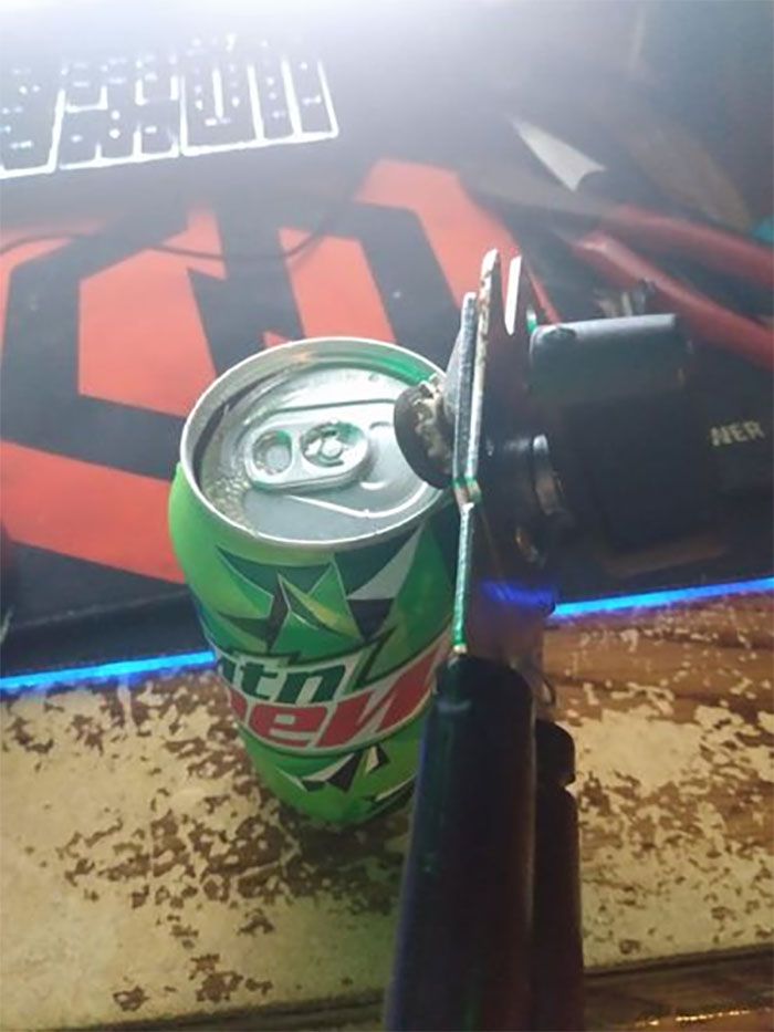 Random-Weird-Pictures-By-Things-In-Places