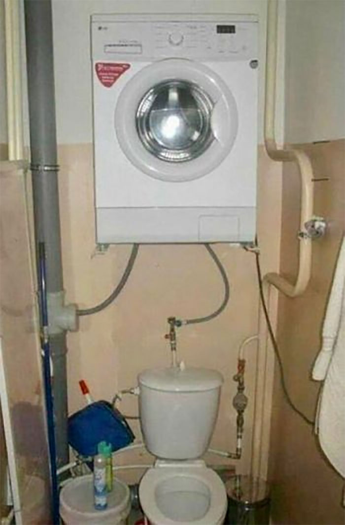 Random-Weird-Pictures-By-Things-In-Places