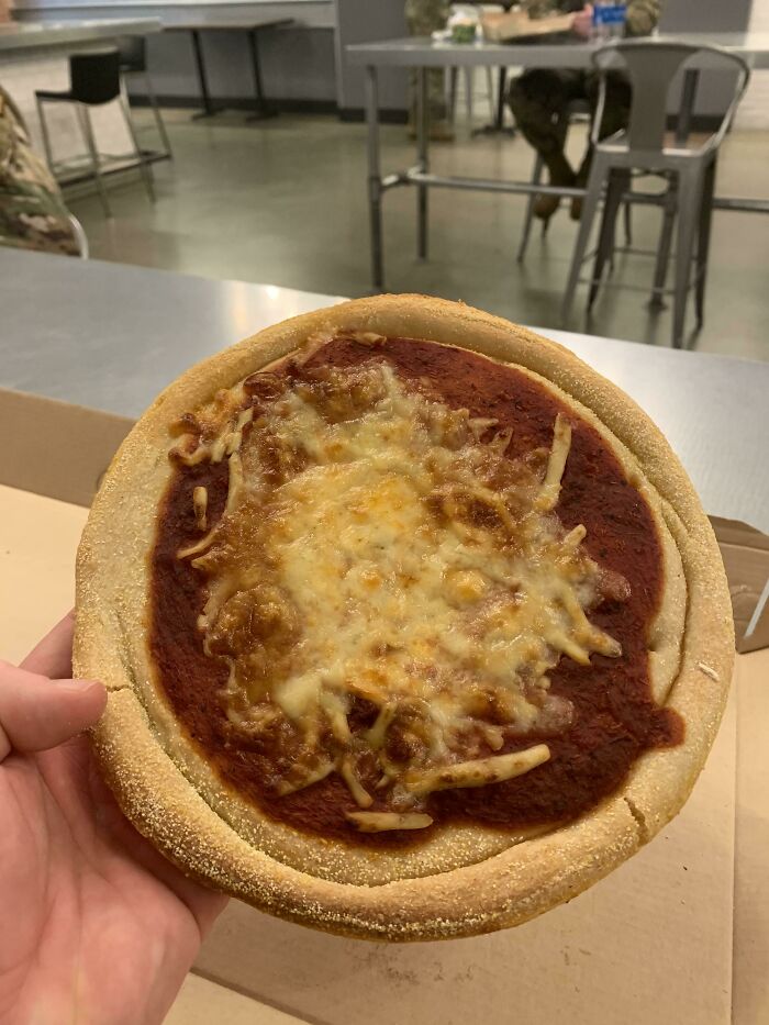Troops In Michigan Distributing Vaccines Working 12-14 Hour Shifts And This Is Their Dinner. Hungry?