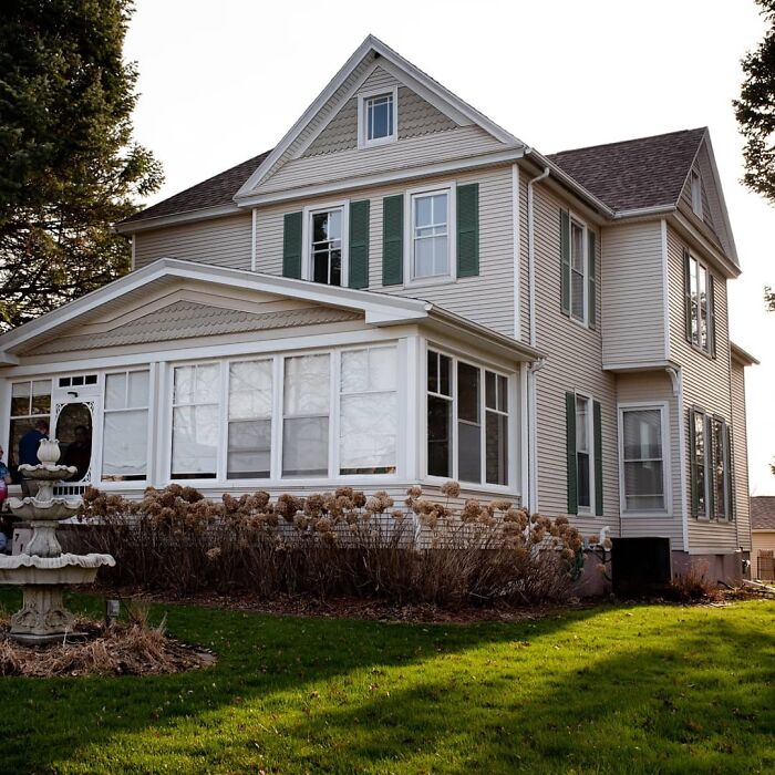 It's My Cake Day And I Just Found This Sub. In May, We Bought Our First ( And Hopefully Last) House. It Was Built In 1880. I Love It So Much