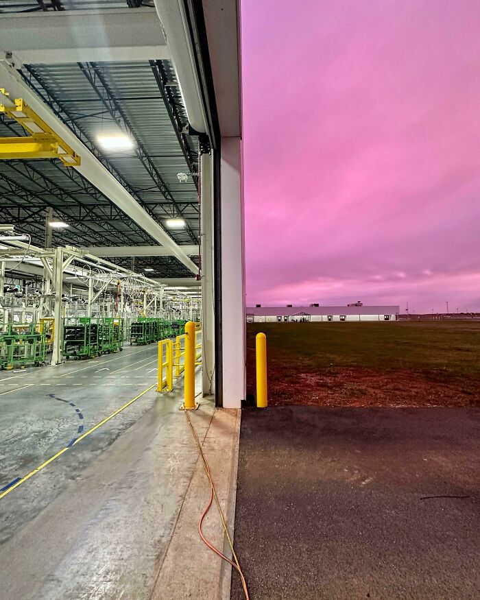 My Wage Cage. Nature Is Begging Me To Leave!