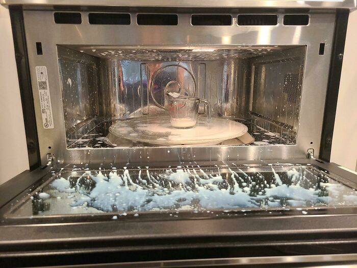 Today I Learned That 3 Minutes Is Too Long To Microwave Milk