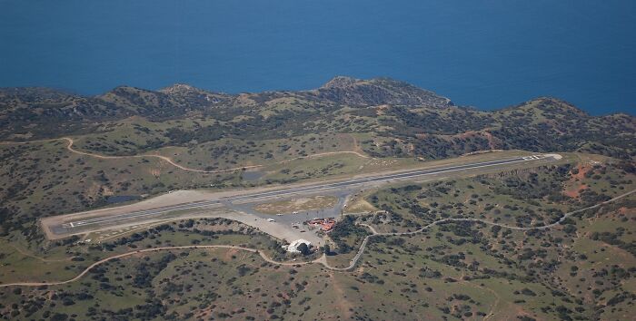 Picture of Catalina airport near the sea in California