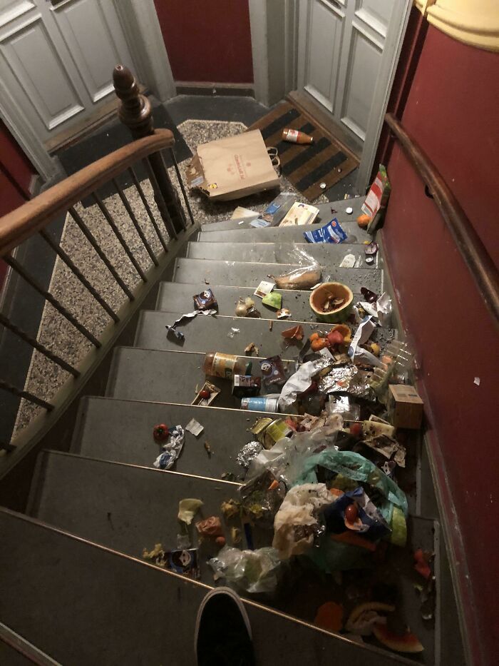 Dropped The Trash. Hallelujah