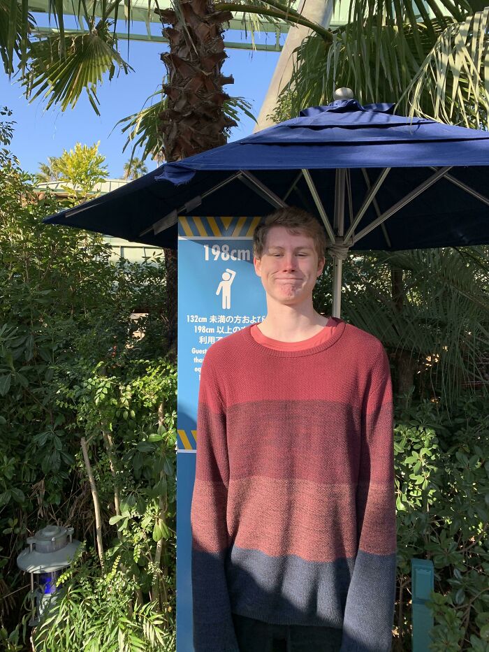Waited In Line For This Rollercoaster For Two Hours, When I Finally Got To The Front They Said I Was Too Tall