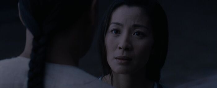 Yu Shu Lien talking with Master Li