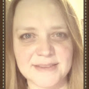 julieaventino avatar