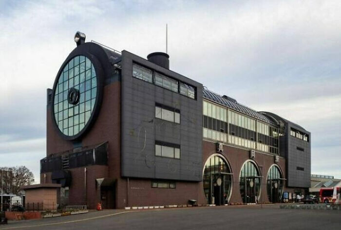 Esta estación de tren en Japón