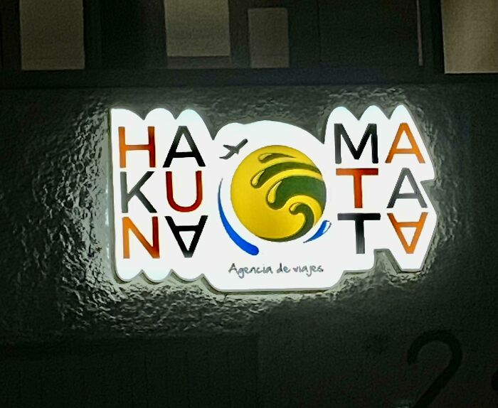 Odd Spacing? Check! Upside Down Letters? Check! Looks Like We Have A Winner. (Travel Agency Sign In Querétaro México)