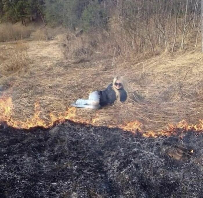 50 Ironic Pics That Perfectly Showcase The Absurdity Of Capitalism, As Shared On This Group