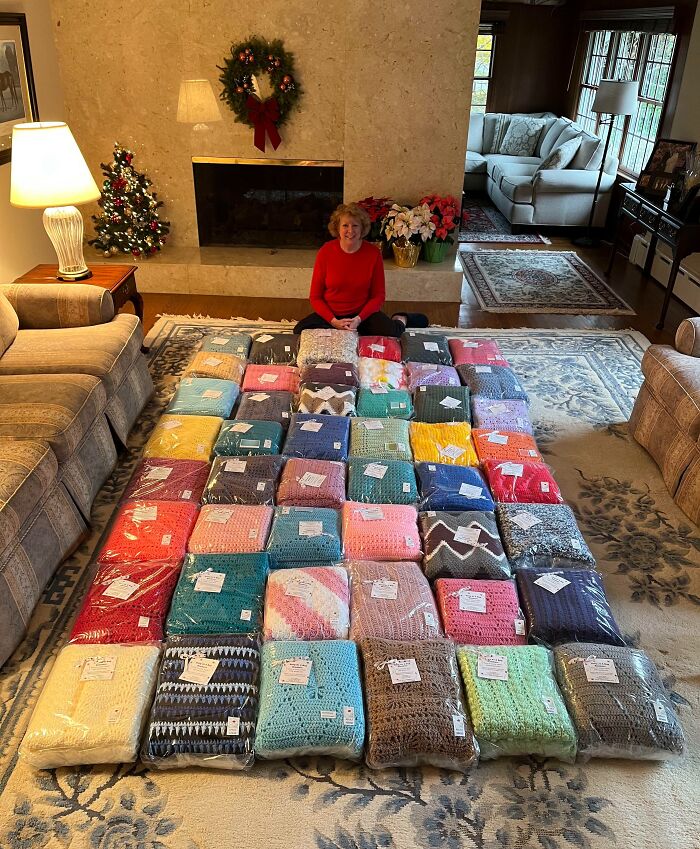 My Mom Crochets And Donated 48 Blankets To Sick Children This Year