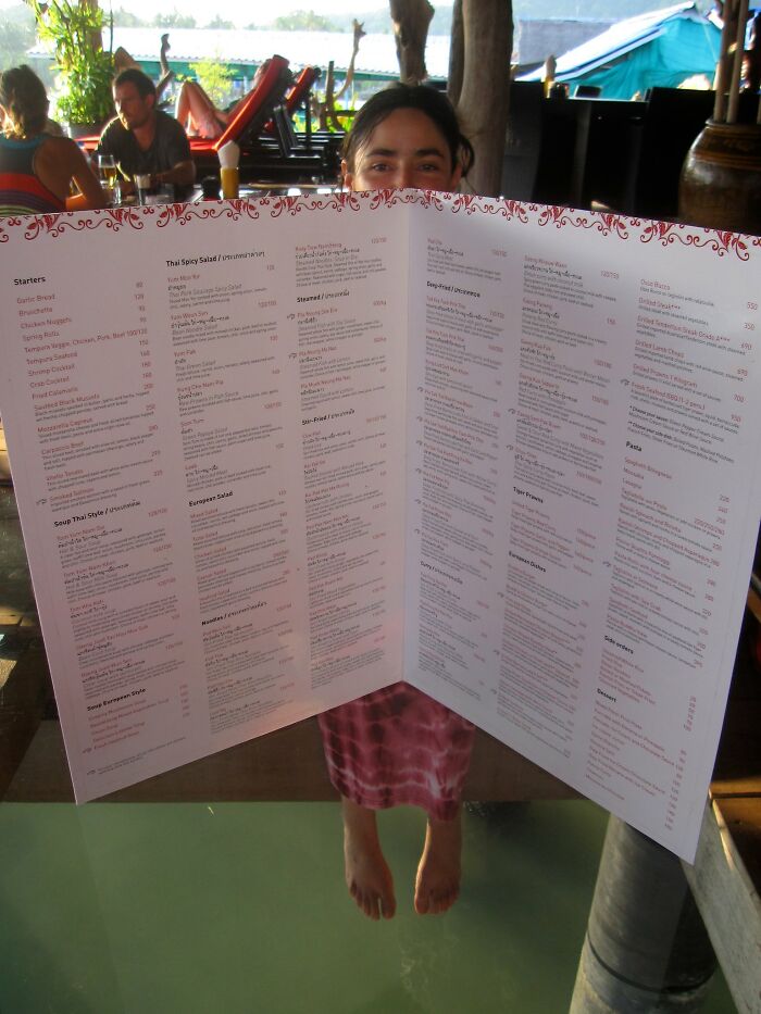 30 Red Flags To Keep An Eye On To Spot A Bad Restaurant, As Shared On This Online Group