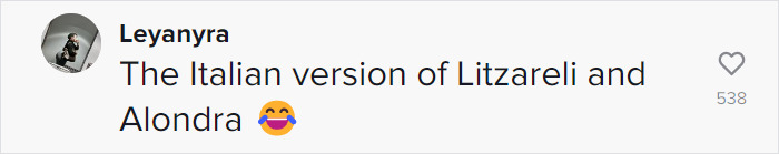 Tourist Is Disgusted By Blatant Racism On Train, Films Women's Behavior And The Internet Doesn't Hold Back After They Find Them