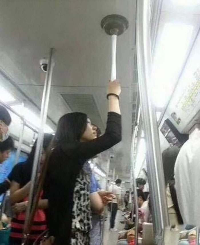 Random-Weird-Pictures-By-Things-In-Places