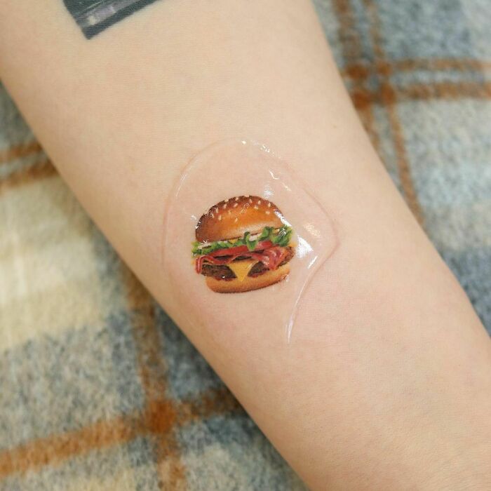 Beautiful-Color-Tattoos-Saegeem