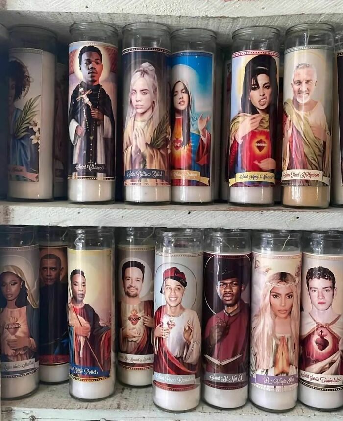 50 Ironic Pics That Perfectly Showcase The Absurdity Of Capitalism, As Shared On This Group