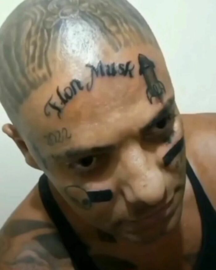 50 Ironic Pics That Perfectly Showcase The Absurdity Of Capitalism, As Shared On This Group