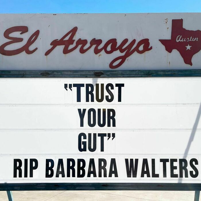 Hillarious-Restaurant-Signs-Elarroyo