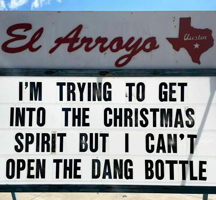 Hillarious-Restaurant-Signs-Elarroyo