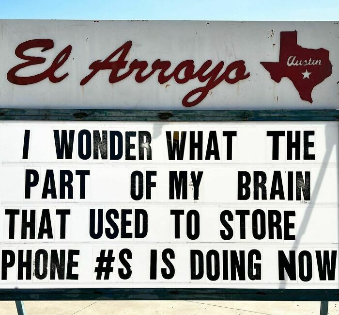 Hillarious-Restaurant-Signs-Elarroyo