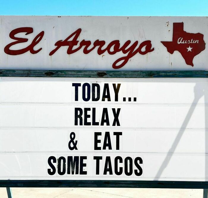 Hillarious-Restaurant-Signs-Elarroyo