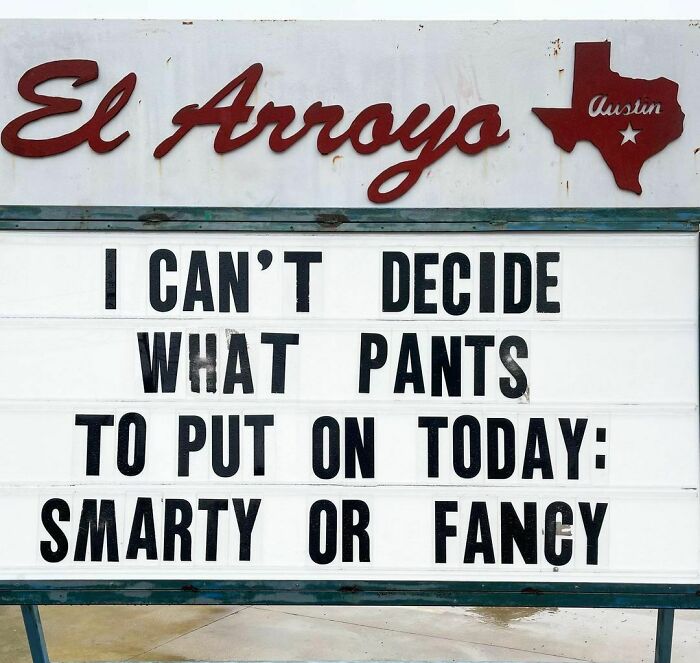 Hillarious-Restaurant-Signs-Elarroyo