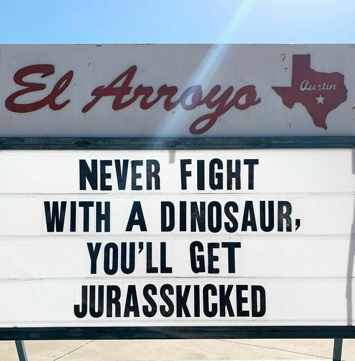 Hillarious-Restaurant-Signs-Elarroyo