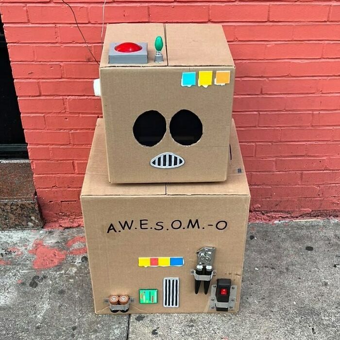 Awesom-O. 135th And Frederick Douglas