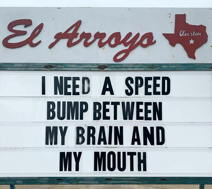 Hillarious-Restaurant-Signs-Elarroyo