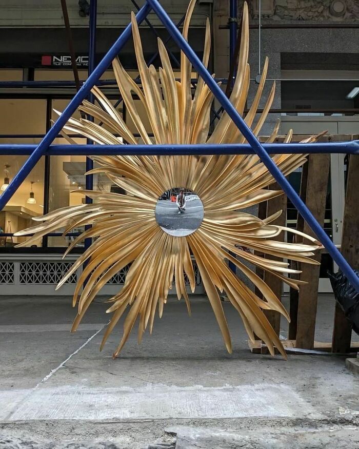 Come On. Is This Really Free Or Something We’re Going To Have To Delete??? Across From 41 East 21st St!