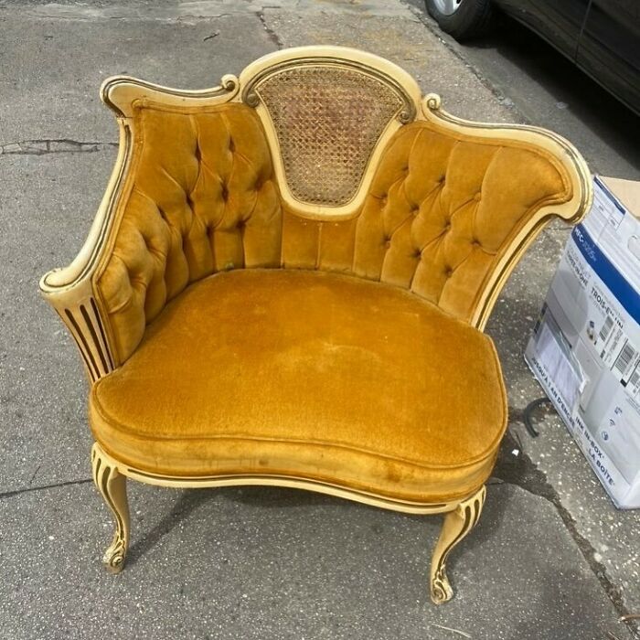 Bring The Spring Vibes Inside! 52nd Street Between 11th Ave And Fort Hamilton Parkway Brooklyn Boro Park 