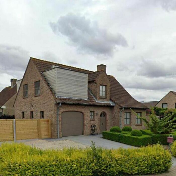 For Sale. House With Outdoor Rooftop Sauna Cabin