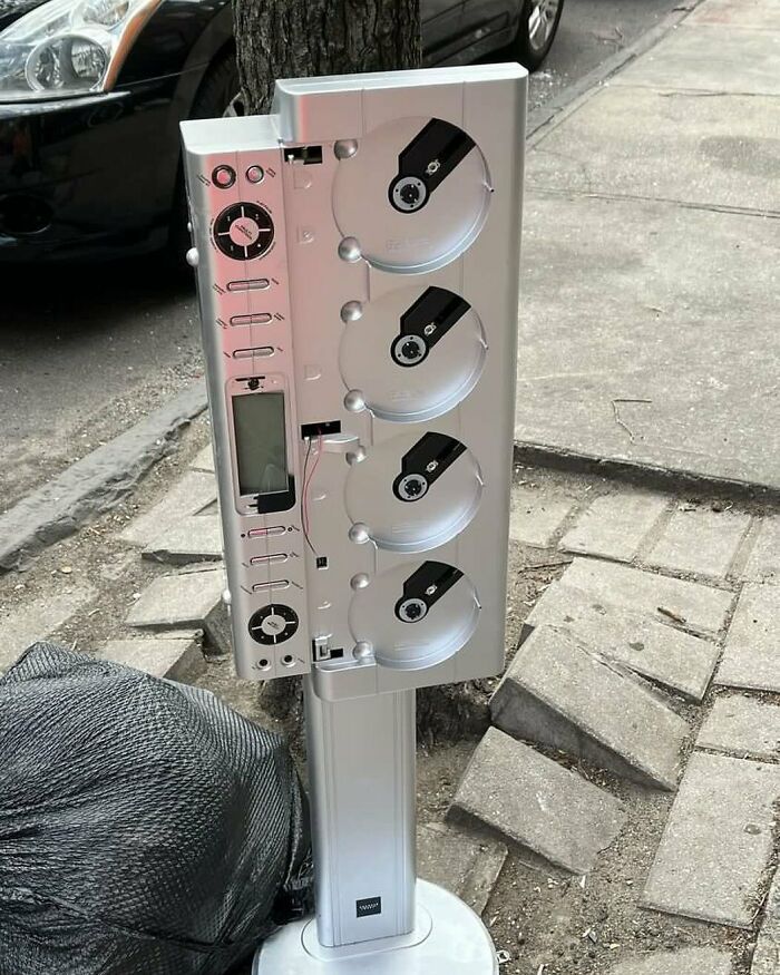 For All The Gen-Z’s On Here…this Is Vintage. 473 St John’s Pl