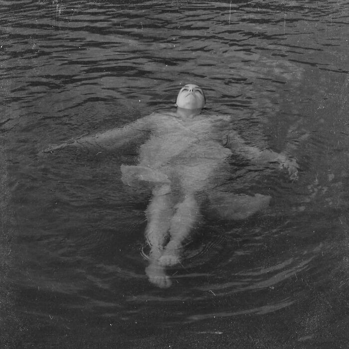 A Visual Exploration Of Narcissistic Abuse And Recovery (15 Photos)