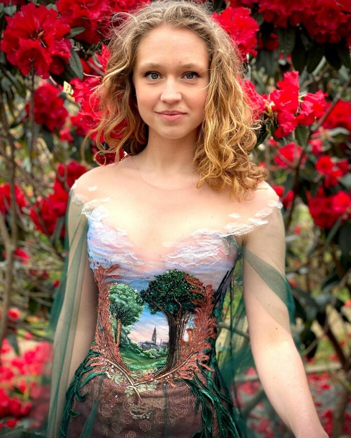 French Stylist Creates Dresses With Books And Unusual Materials And These Become True Works Of Art (New Pics)