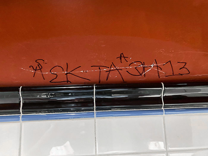 People Who Find The Need To Do This In A Nice Restaurant Bathroom