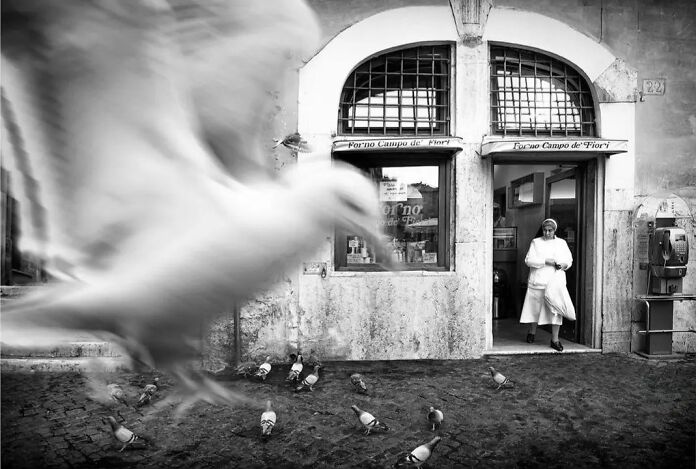 Instagram Account Shows Incredible Moments Of Street Photography