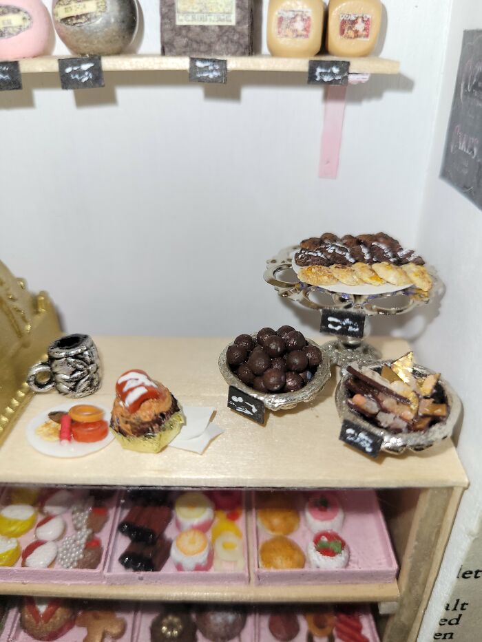 I Create Patisseries Hidden In A Plain Sight