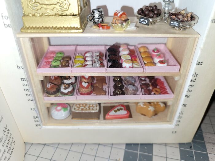 I Create Patisseries Hidden In A Plain Sight