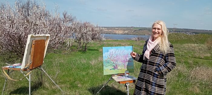We Decided To Paint Outside For The First Time This Spring In A Front-Line Town In Ukraine