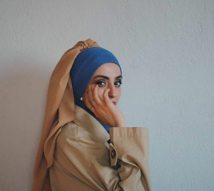 This Instagram Account Honors The Painting "Girl With A Pearl Earring "