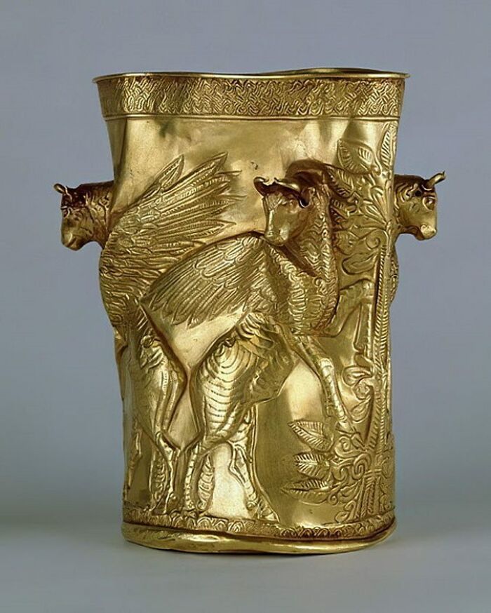 More Than 3,000 Years Ago, This Outstanding Gold Beaker, Decorated With Winged Bulls And Foliage, Was Crafted By Highly-Skilled Artisans In Iran (National Museum Of Iran, Tehran)