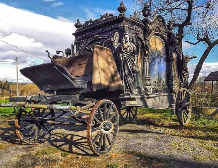 Antiquity From The Victorian Era Found In Dresden, 1800