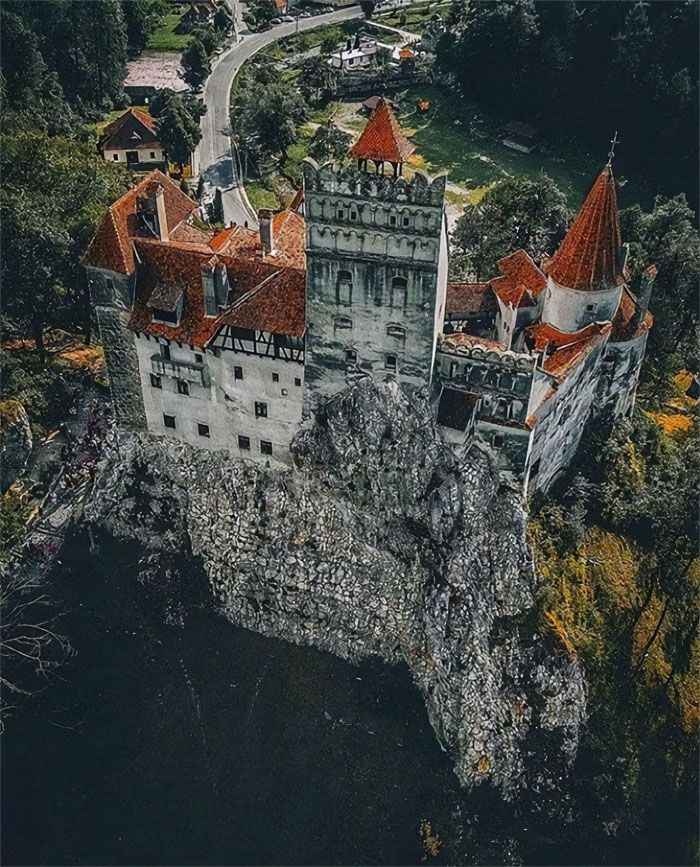 Commonly Known As Dracula's Castle, Bran Castle Is Probably The Most Famous Medieval Castle In Romania