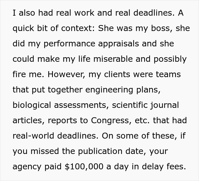 "Print Out The Internet? Yes Ma'am": Employee Shows Boss Just How Stupid Her Request Is By Following It To The Letter
